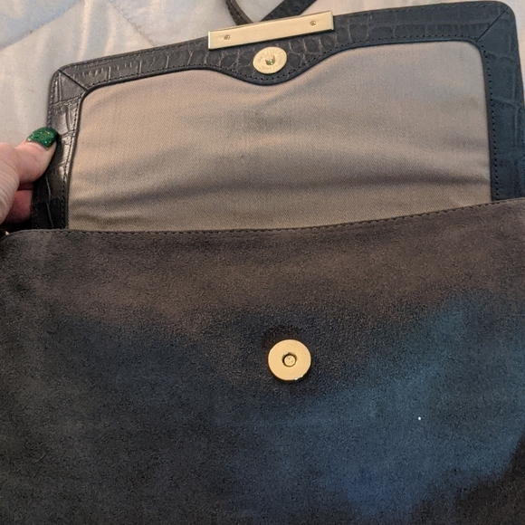 Purse - Picture 2 of 3